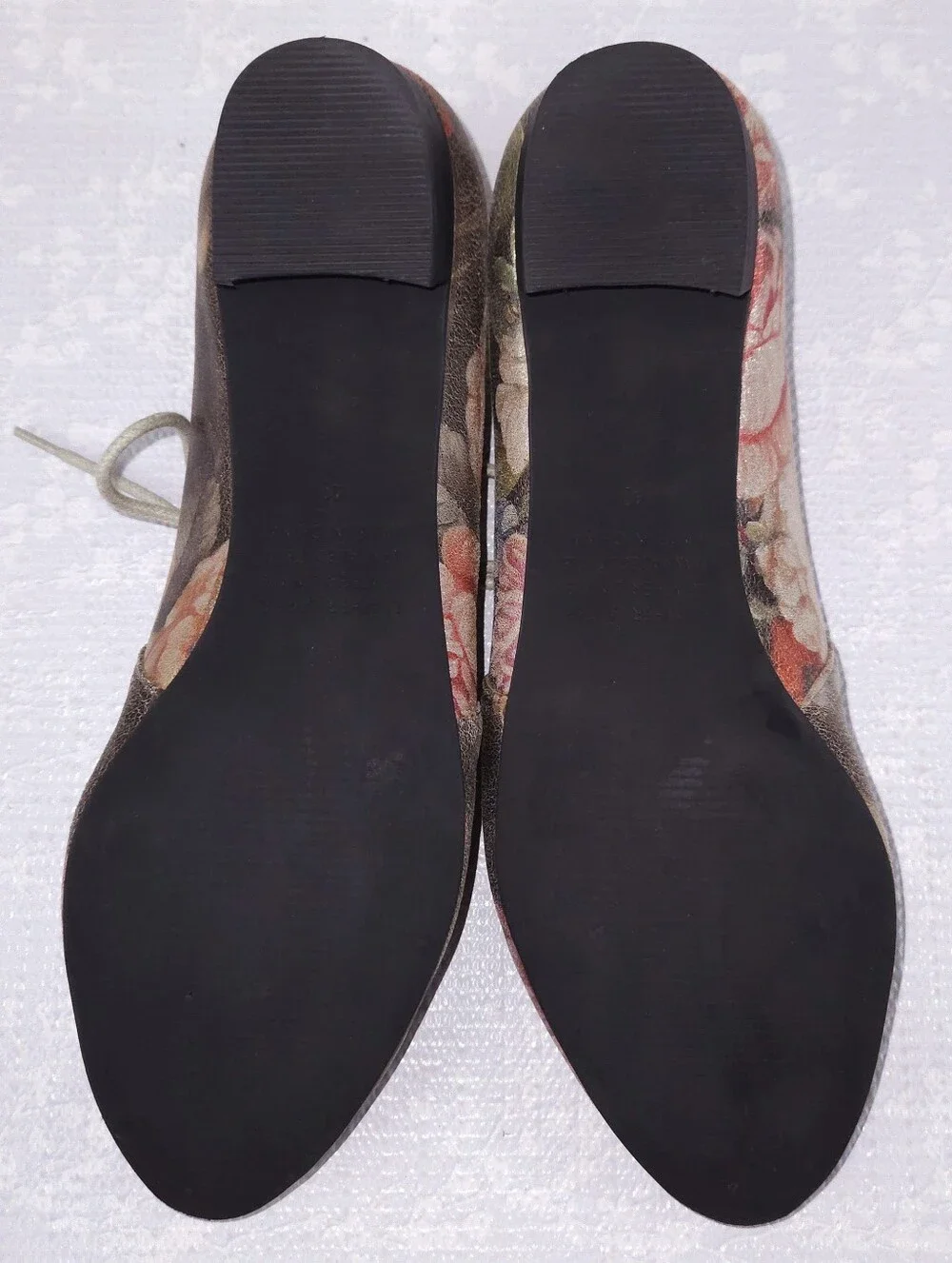 Django & Juliette Lace-Up Mary Jane Flats Ewing Floral Cut-Out Leather Boho